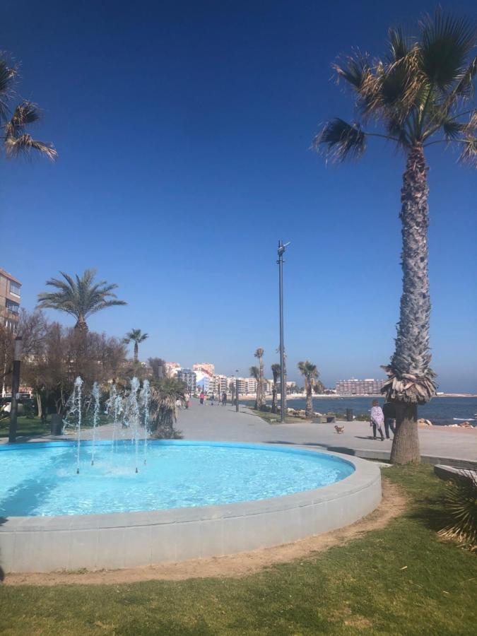 Apartamentos Avenida Diego Ramirez Torrevieja Dış mekan fotoğraf